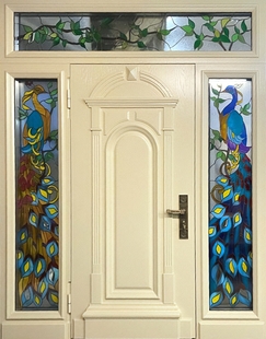 Входная парадная группа с терморазрывом, витражным остеклением и отделкой МДФ с багетом